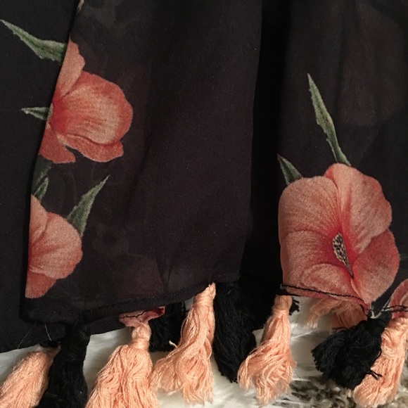 Anthropologie Carolina k floral tassel blouse - Picture 5 of 7